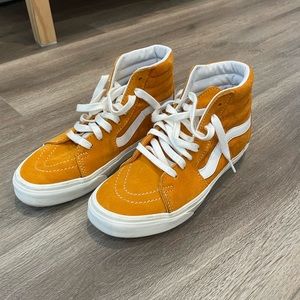 SUEDE MUSTARD YELLOW SK8 HI VANS